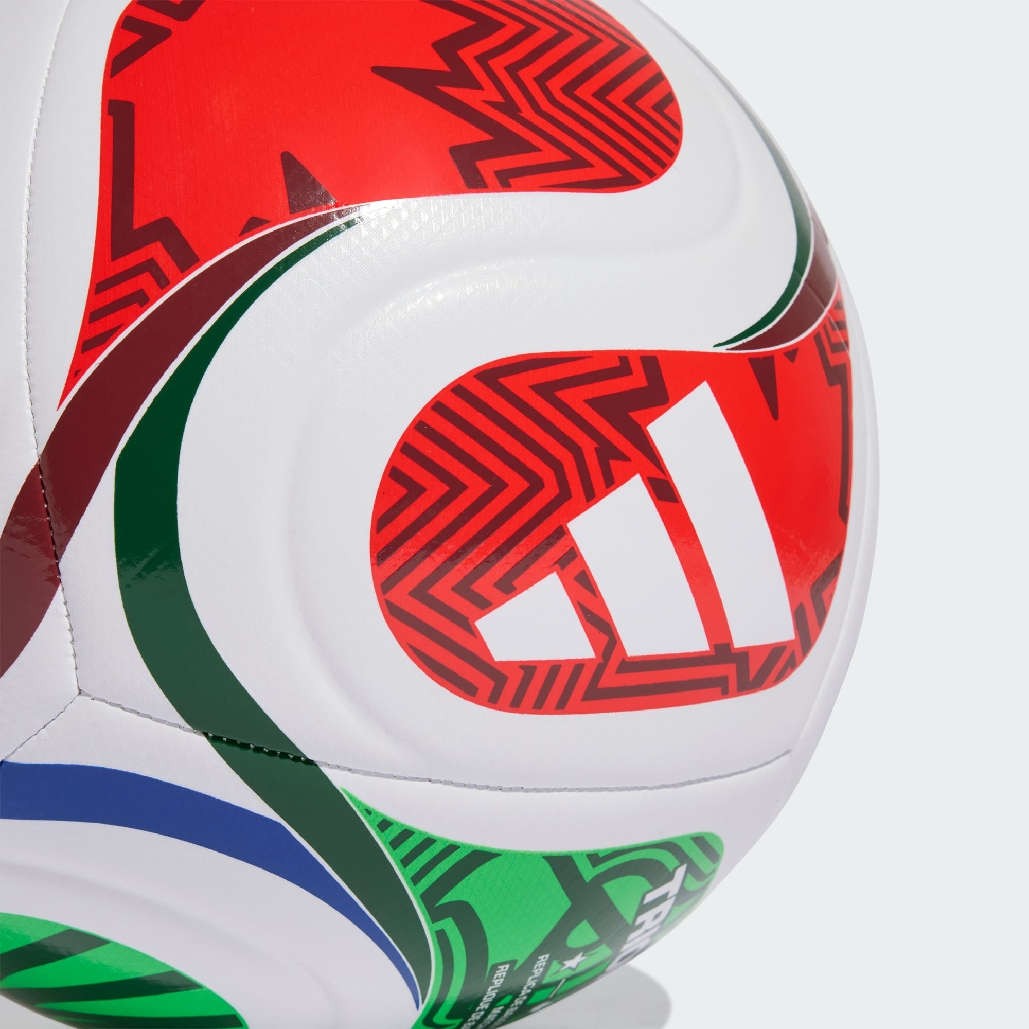 ADIDAS FIFA WORLD CUP 26 TRIONDA BALL FOOTBALL | JD8032