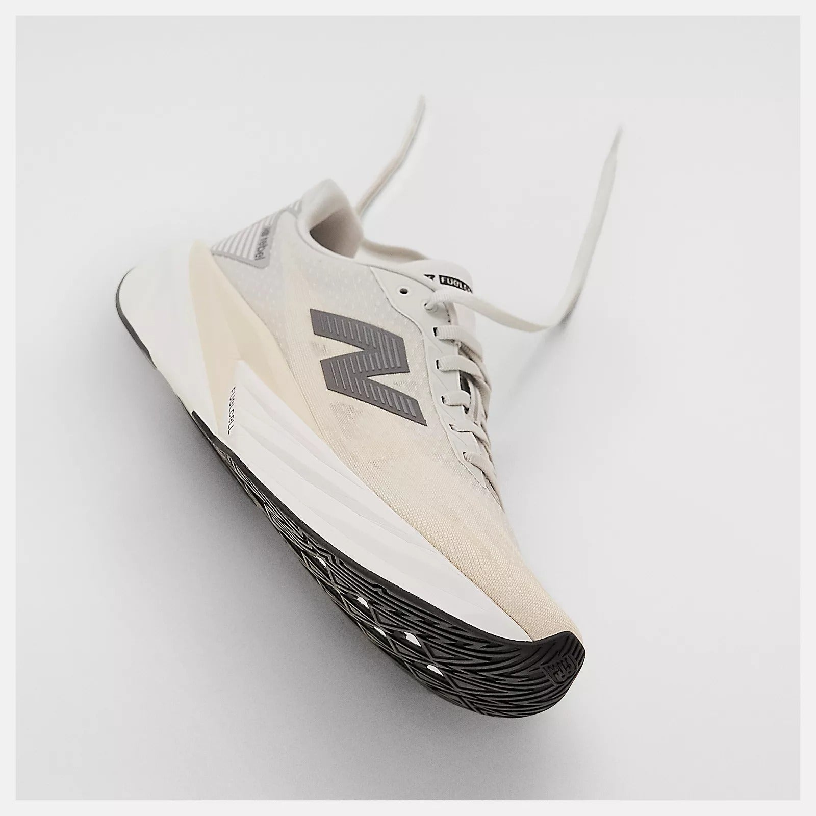 NEW BALANCE FUELCELL REBEL V5 | WFCXLX5