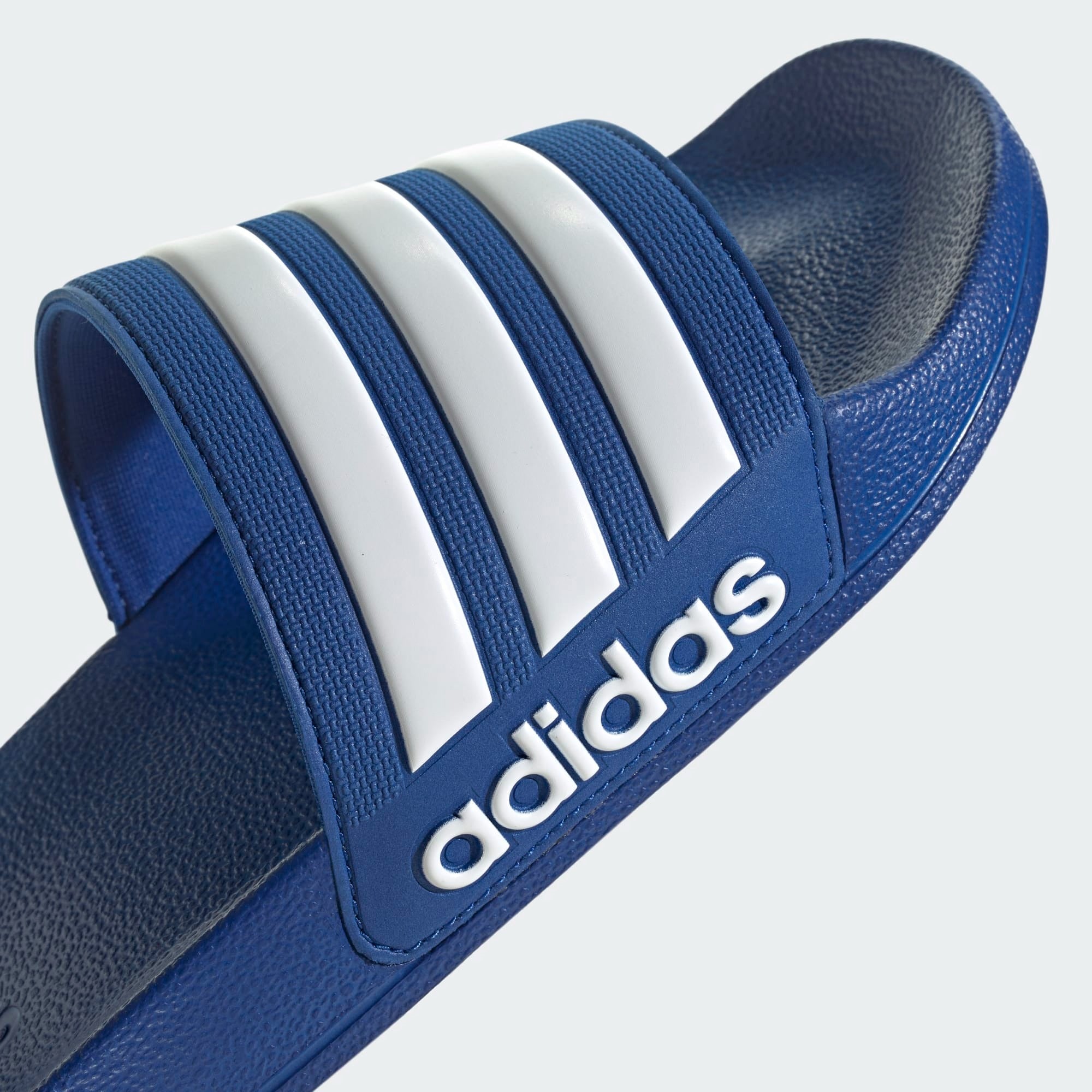 ADIDAS ADILETTE SHOWER SLIDES